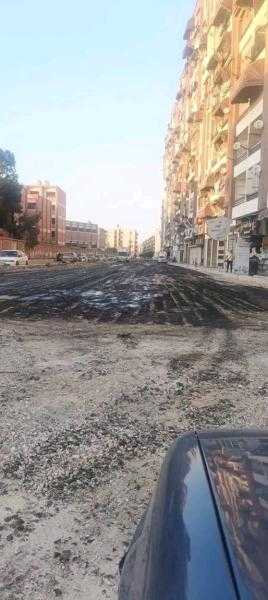 استمرار أعمال تطوير ورفع كفاءة شوارع الإمام محمد عبده وجليلة البحراوي وحطين بحي المناخ ببورسعيد