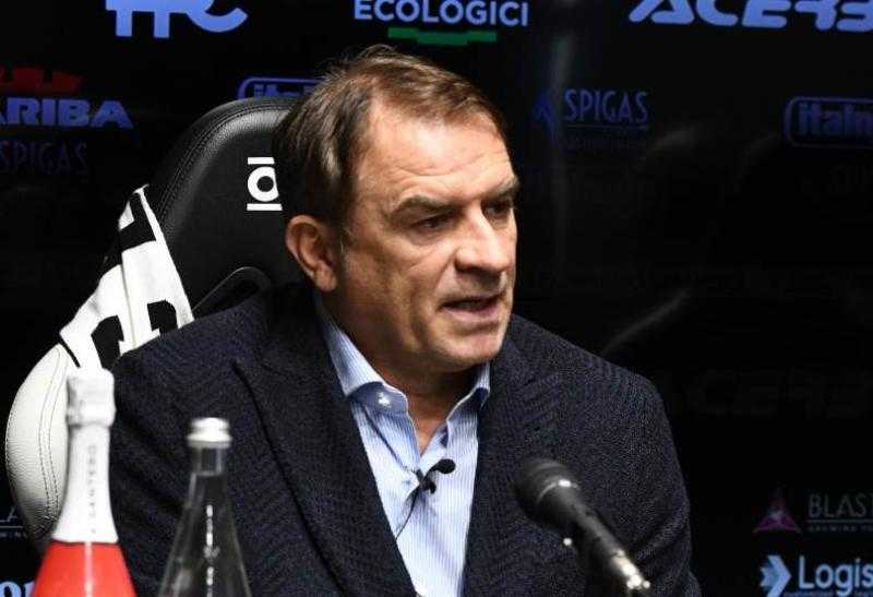 عاجل | الأهلي يدرس التعاقد مع المدرب الإيطالي ليوناردو سمبليتشي