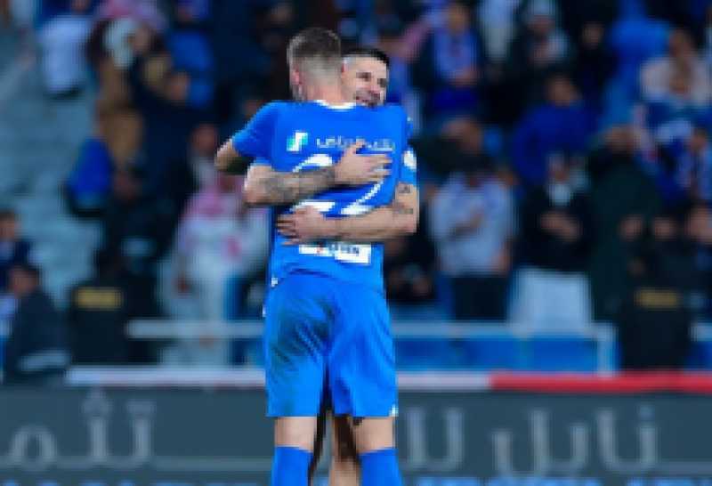 سافيتش يودّع ميتروفيتش: «سنلتقي تحت قميص واحد من جديد»