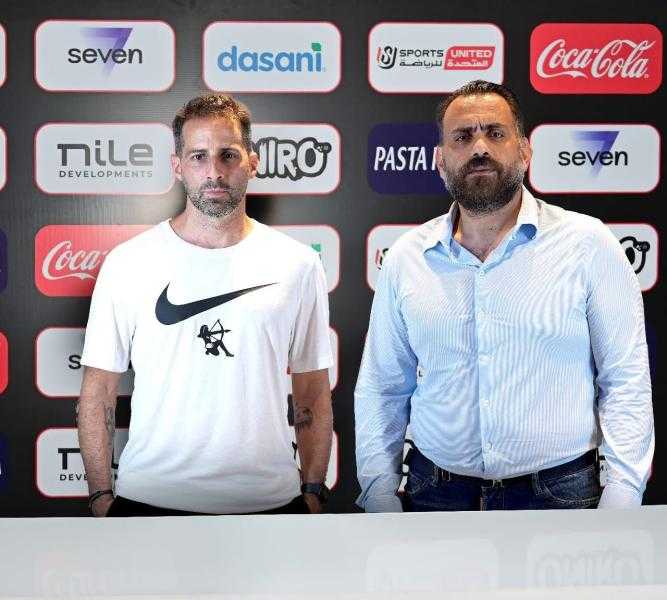 كواليس محاضرة يانيك فيريرا مع لاعبي الزمالك