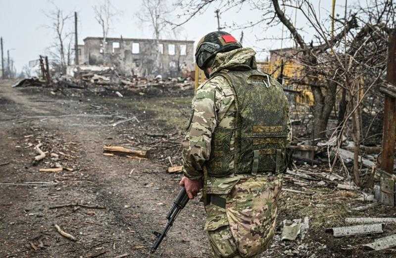 بوشيلين يعلن تقدم القوات الروسية ميدانيًا وسيطرتها على خطوط إمداد العدو