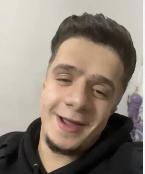 التيك توكر عمر فرج