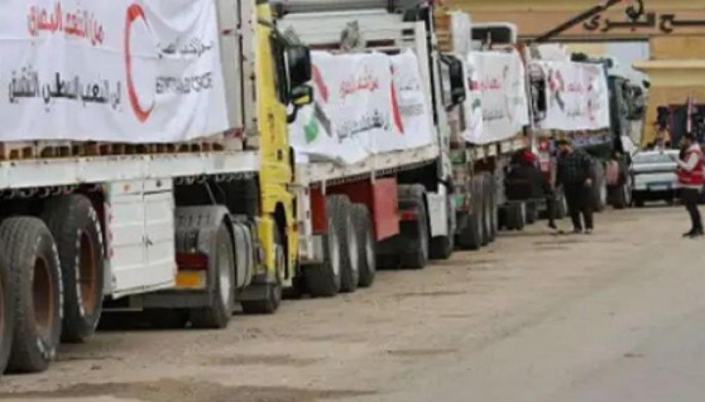 انطلاق قافلة المساعدات الإنسانية الـ 33 إلى قطاع غزة