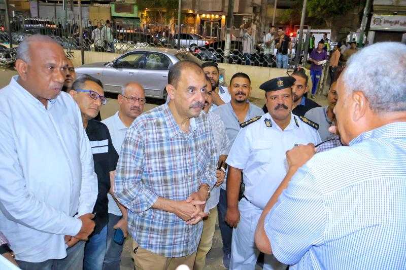 محافظ سوهاج يبحث أعمال لجنة تطوير شارع المحطة والمعاينة على الطبيعة