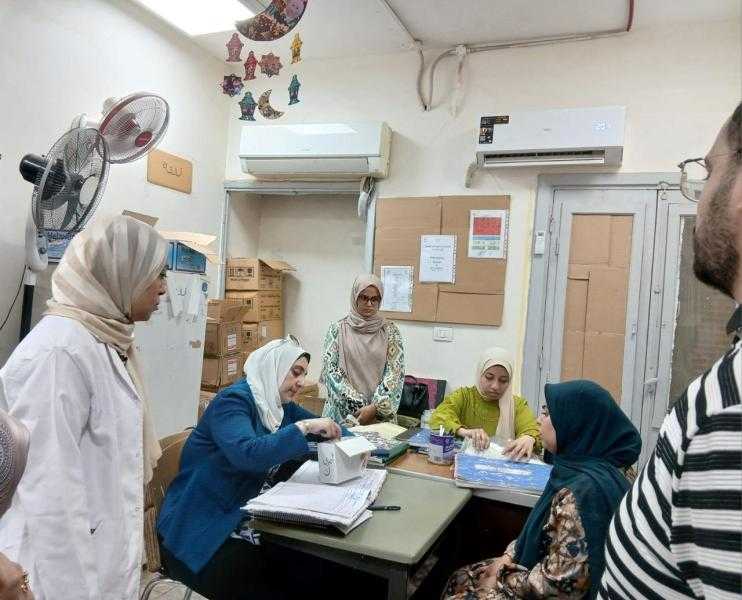 الصحة: فريق الحوكمة والمراجعة الداخلية يتفقد عدة منشآت صحية بمحافظتي سوهاج وقنا