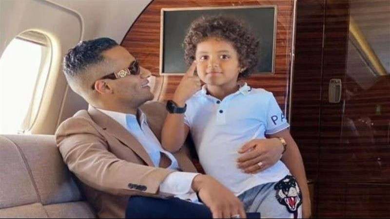  محمد رمضان  ونجله 