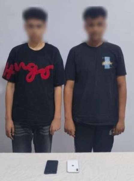 المتهمين 