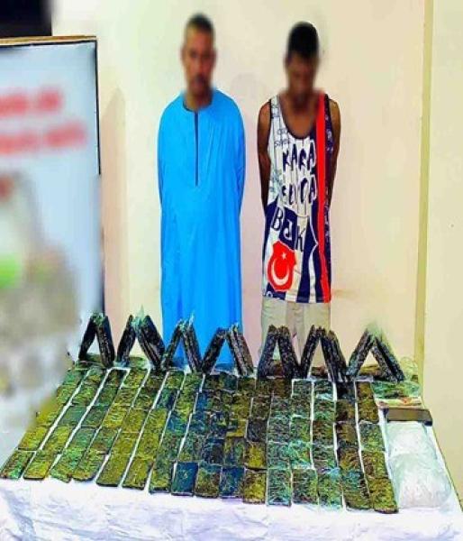 مصرع عنصرين إجراميين وضبط آخرين خلال اقتحام أوكار الكيف بمضبوطات 54 مليون جنيه