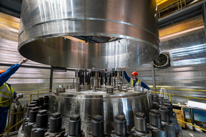 روساتوم تُكمل تصنيع مفاعل RITM-400 لأقوى كاسحة جليد نووية في العالم