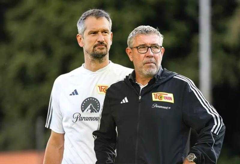 متابعة مثيرة للجدل.. مساعد أورس فيشر يفتح باب التكهنات حول تدريب الأهلي