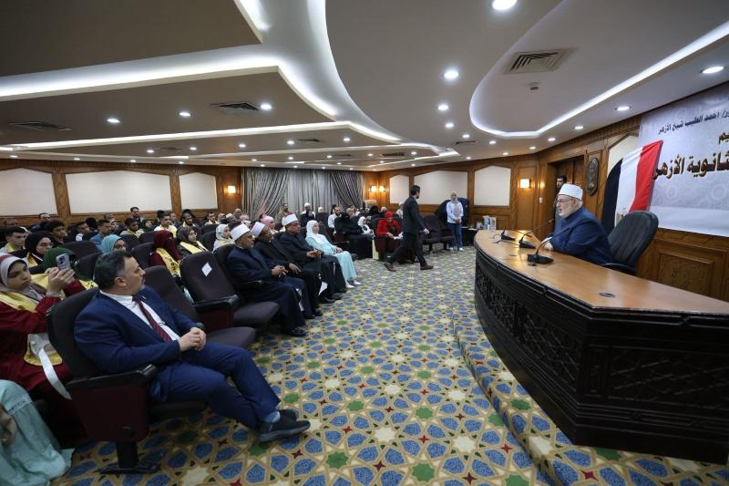 بشرى سارة للطلاب الوافدين.. منح دراسية مجانية في جامعة حلوان