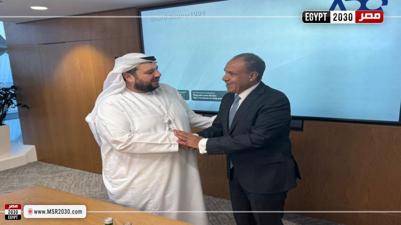 وزير الخارجية يلتقي وزير الاستثمار بدولة الإمارات العربية المتحدة