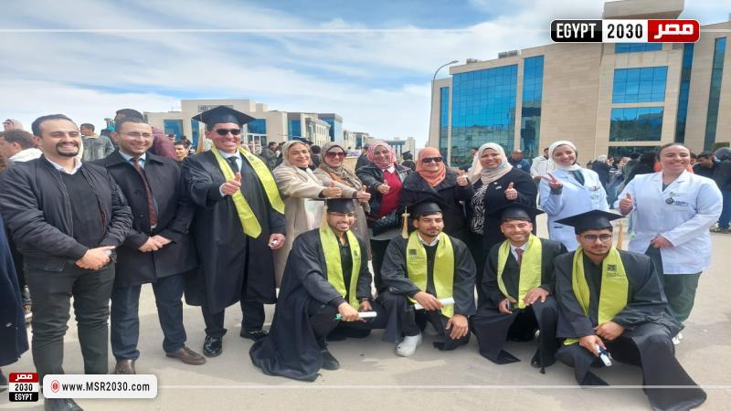 جامعة الجلالة تحتفل بتميز خريجيها من كلية التمريض