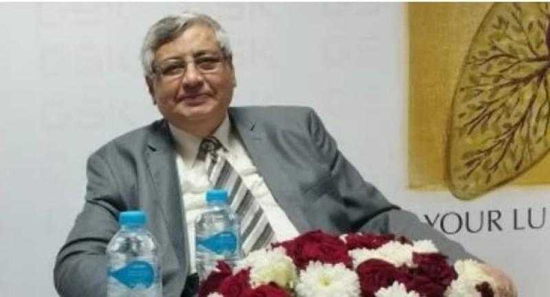 الجلوس في البيت.. عوض تاج الدين يوجه رسالة عاجلة للأسر قبل بدء الدراسة