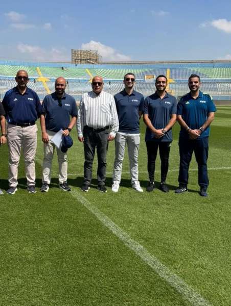 بيراميدز وأوكلاند سيتي