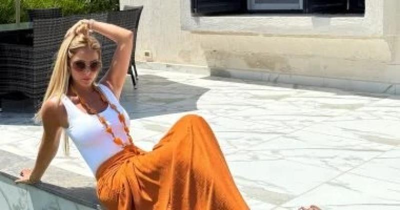 ريم مصطفى تتألق بإطلالات أنيقة وتستعد لبطولة فيلم ”حين يكتب الحب”