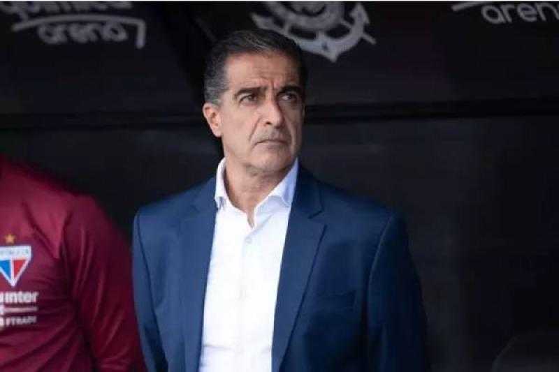 بايفا يرفض خلافة ريبيرو في الأهلي.. ويكشف السبب