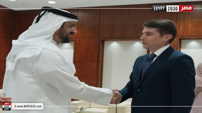 سلطان بن أحمد القاسمي يلتقي عددا من الدبلوماسيين المشاركين في المنتدى الدولي للاتصال الحكومي