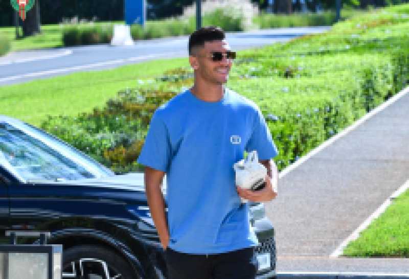 السكتيوي والركراكي أمام اختبار حاسم.. هل يشهد كأس العرب عودة أشرف داري؟