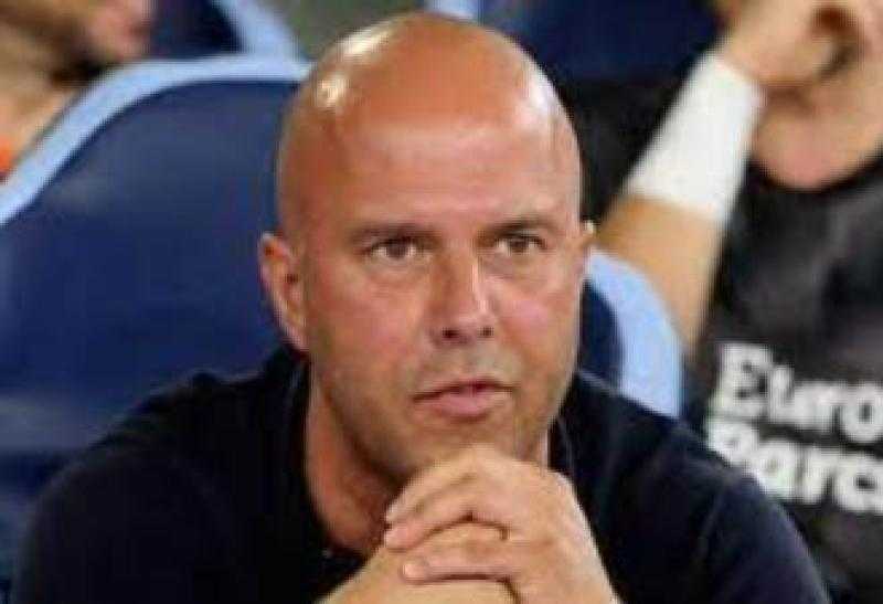 آرني سلوت يتوج بجائزة مدرب الشهر في الدوري الإنجليزي بعد انطلاقة مثالية لليفربول