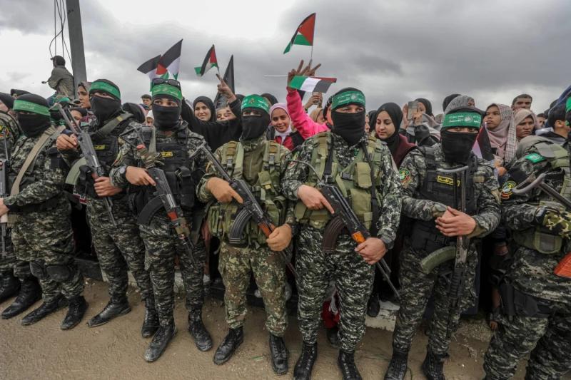 أول تعليق عاجل من حماس على عملية الطعن بمدينة القدس