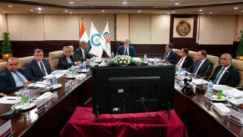 وزير البترول: القابضة للبتروكيماويات تحقق نتائج أعمال متميزة وتوسعات استراتيجية تدعم الاقتصاد الوطني