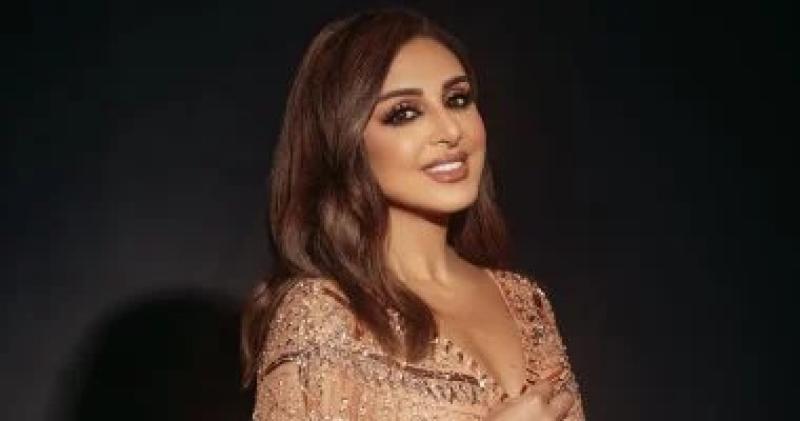 أنغام تعود إلى الأنشطة الفنية بعد رحلة علاج ناجحة في ألمانيا