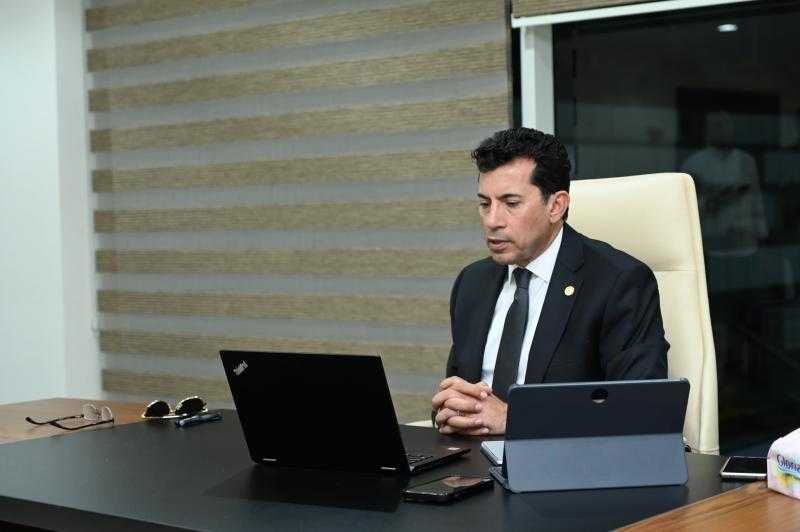 وزير الشباب والرياضة يشهد عبر الفيديو كونفراس تدشين المرحلة التاسعة من مبادرة ”يوم الخير” لدعم الأسر الأكثر احتياجًا