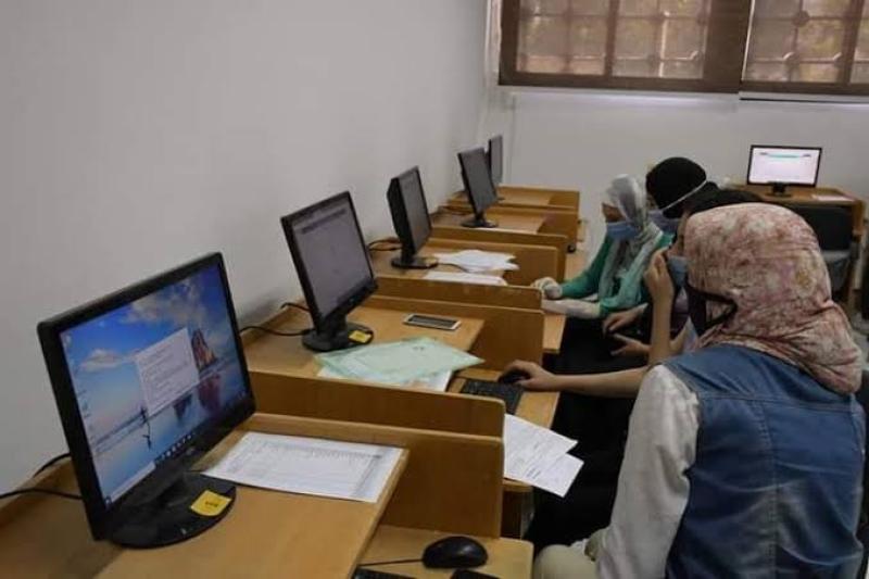 آخر موعد لقبول أوراق الطلاب المصريين الحاصلين على الشهادات المعادلة