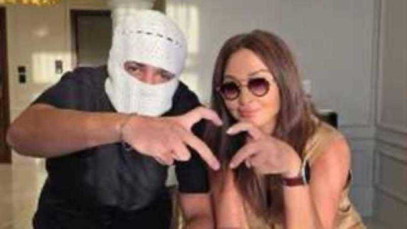 تووليت يلتقي إليسا قبل حفلها القاهري المُنتظر