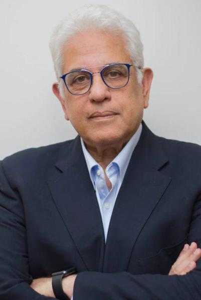 حسام بدراوي : مصر دولة عظمى وقوتها في استقرارها.. اللي بينادوا بالحرب عندهم طيش