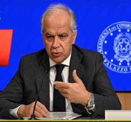 وزير داخلية إيطاليا: نرفع مستوى التأهب والتأمين ضد الهجمات السيبرانية استعدادا لدورة الألعاب الأولمبية الشتوية