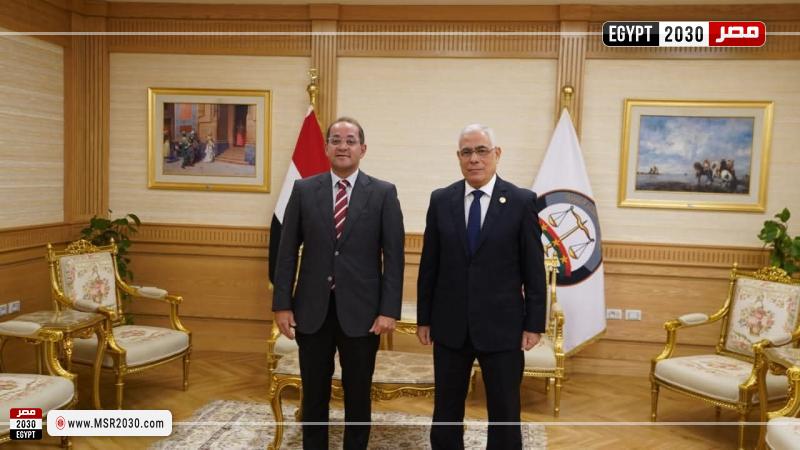 النائب العام ووزير المالية