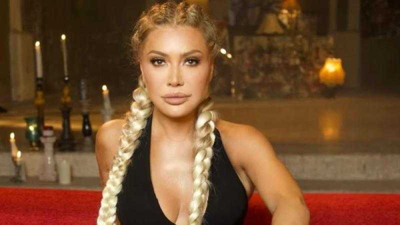 نوال الزغبي تتألق في سهرة غنائية بقبرص وتطرح أعمال جديدة