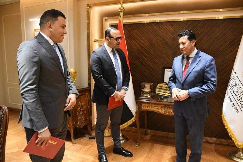 وزير الشباب والرياضة يتابع نتائج مشاركة الوفد المصري في البرنامج الدولي للتبادل والترويج الرياضي بين الصين والدول العربية