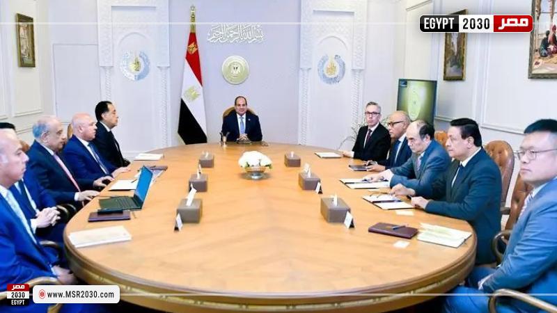 الرئيس السيسي مع «سكاتك» و«صنجرو»
