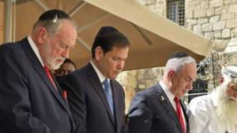 وزير الخارجية الأمريكي يزور حائط البراق برفقة نتنياهو