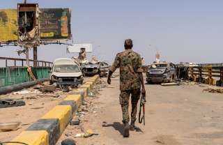 السودان.. مسيرات ”الدعم السريع” تستهدف مواقع عسكرية وبنى تحتية مدنية في ولاية النيل الأبيض