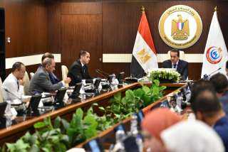 وزير الصحة يترأس اجتماع اللجنة التنسيقية لمنظومة التأمين الصحي الشامل