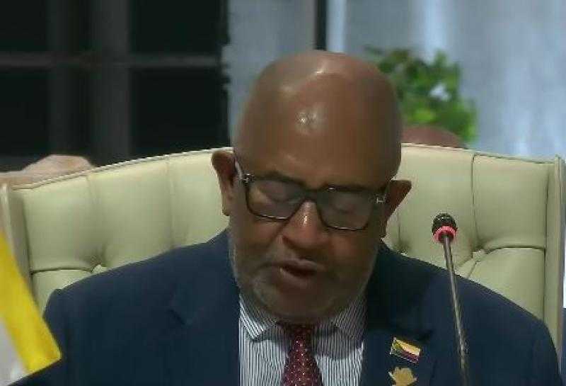 رئيس جزر القمر: المساس بسيادة الدول العربية والإسلامية تجاوز للخطوط الحمراء