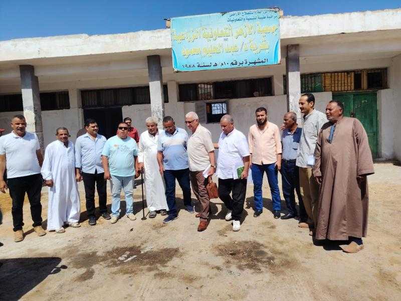 رئيس استصلاح الأراضي يتفقد جمعيات ومزارع قرى الاستصلاح بالنوبارية