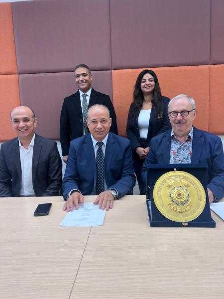 رئيس جامعة المنصورة يبحث مع الاتحاد الفنلندي للتعليم الدولي سُبُلَ تعزيز التعاون الأكاديمي والبحثي