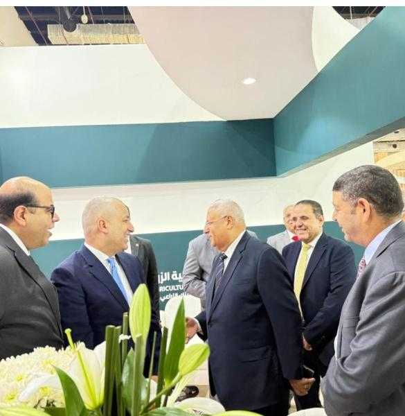 إقبال واسع على جناح ”المصرية للتنمية الزراعية والريفية” في معرض صحاري الدولي 2025