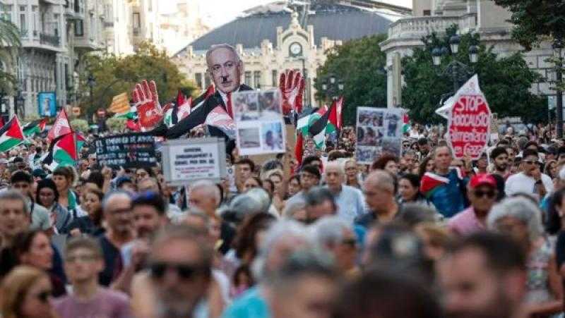 العالم يعاقب إسرائيل.. أوروبا تلفظ تل أبيب وتوسع عزلته دوليًا