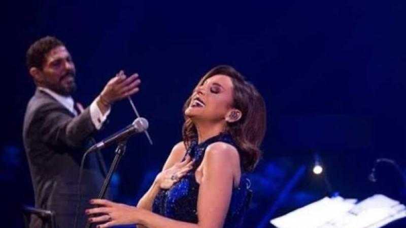 أنغام تتألق في أول ظهور لها بعد وعكتها الصحية بقيادة المايسترو هاني فرحات