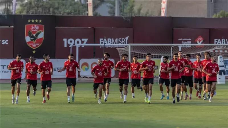 الأهلي يواصل استعداده لمواجهة سيراميكا كليوباترا في الدوري الممتاز
