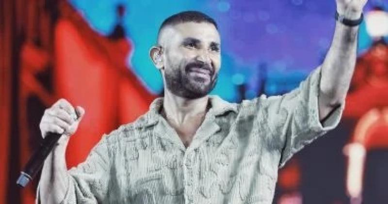 أحمد سعد يعلق على الأحداث الدامية في غزة ويدعو للتحرك الإنساني