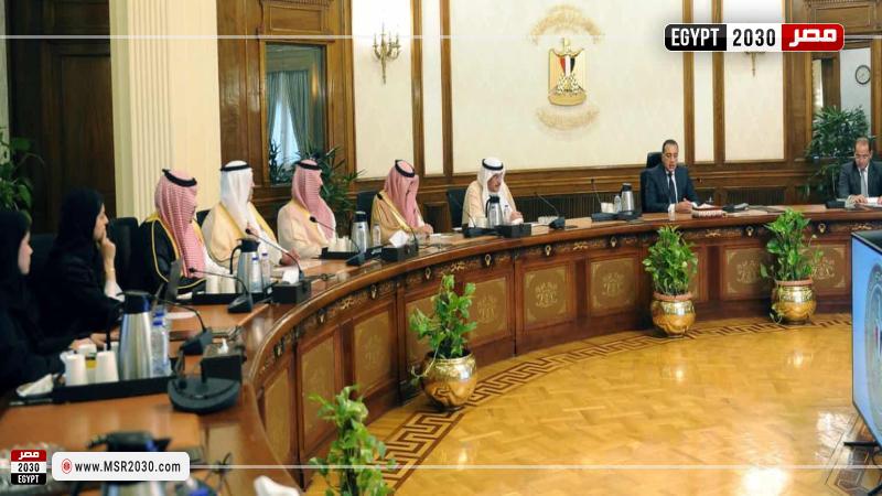 رئيس الوزراء يناقش مع وزير الدولة السعودي حزمة استثمارات سعودية في مصر
