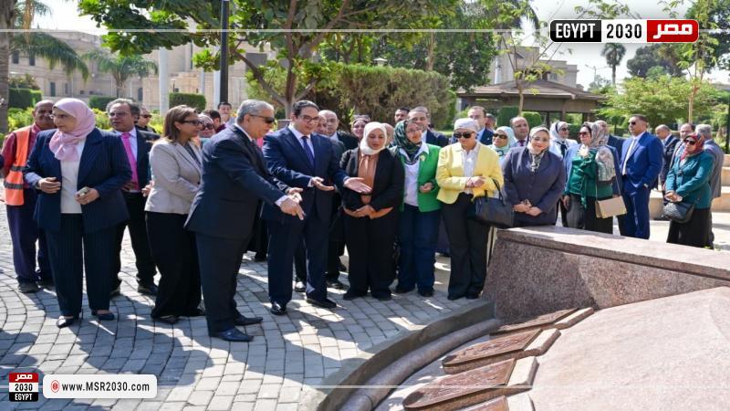 رئيس جامعة القاهرة 