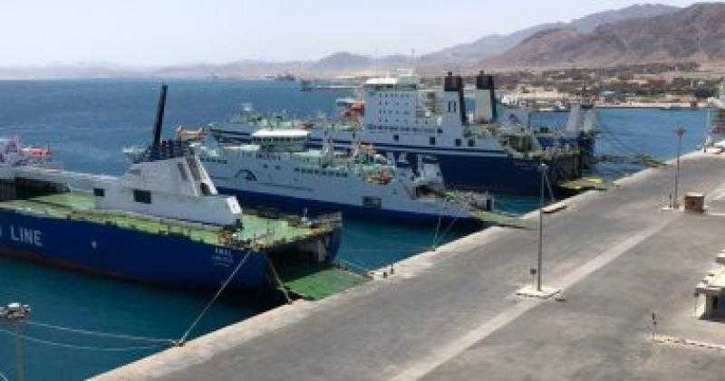 تداول 19 آلاف طن و952 شاحنة بضائع عامة ومتنوعة بمواني البحر الأحمر